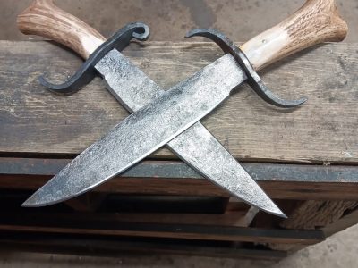 Forging a Cowboy Bowie Knife